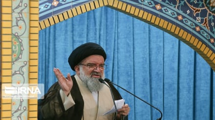 Khatibu wa Sala ya Ijumaa: Iran itakuwa mwiba wa jichoni na mfupa wa kooni mwa Marekani
