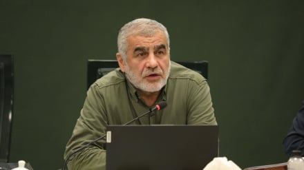 Hörmüz boğazının açıq və ya bağlı olmasını ABŞ prezidentinin boş tvitləri müəyyən etmir